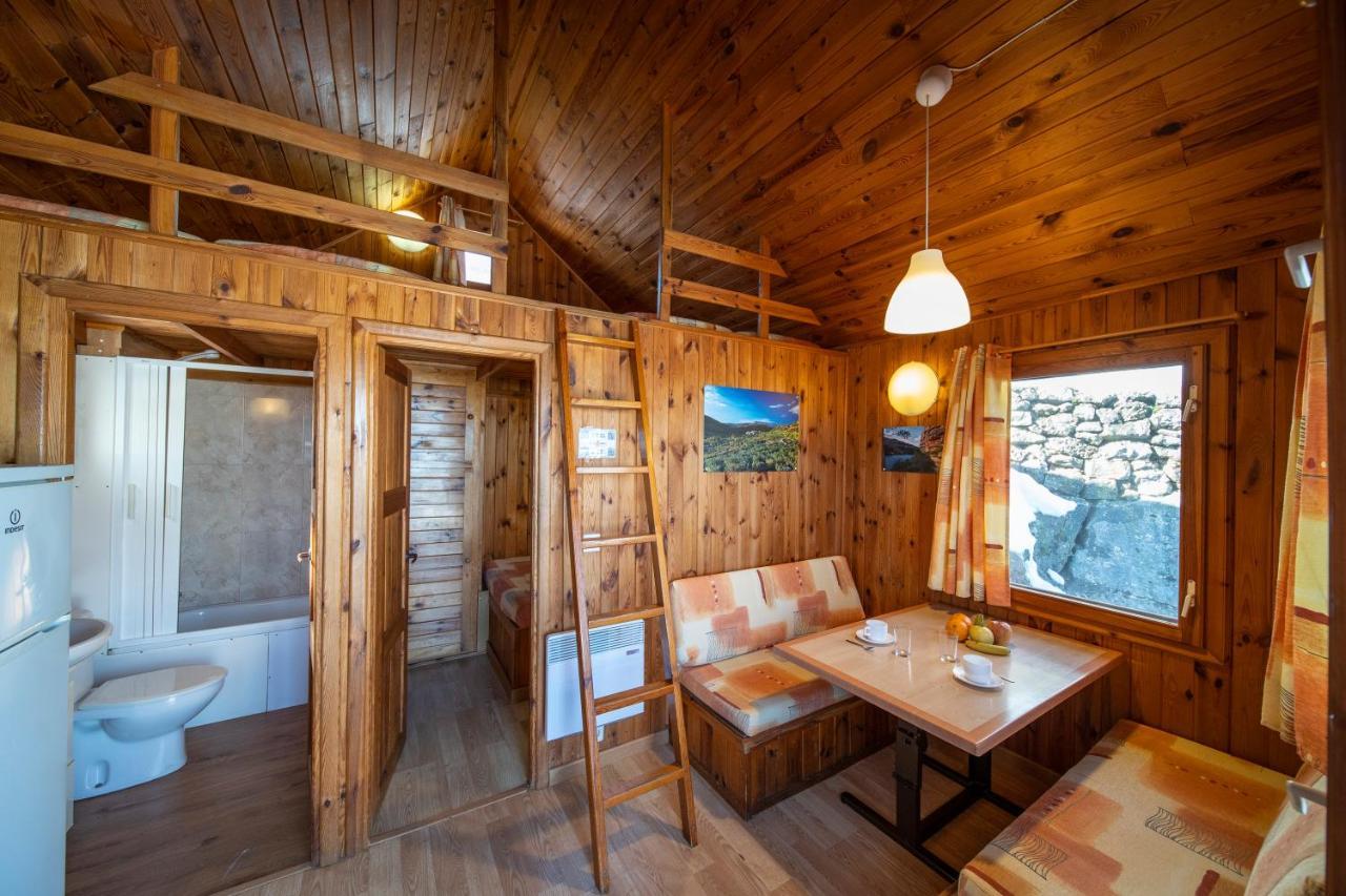 Camping Bungalow Serra De Prades Resort Vilanova de Prades Buitenkant foto