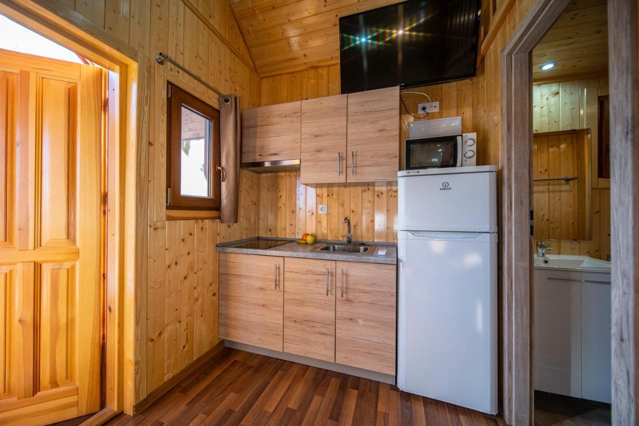 Camping Bungalow Serra De Prades Resort Vilanova de Prades Buitenkant foto