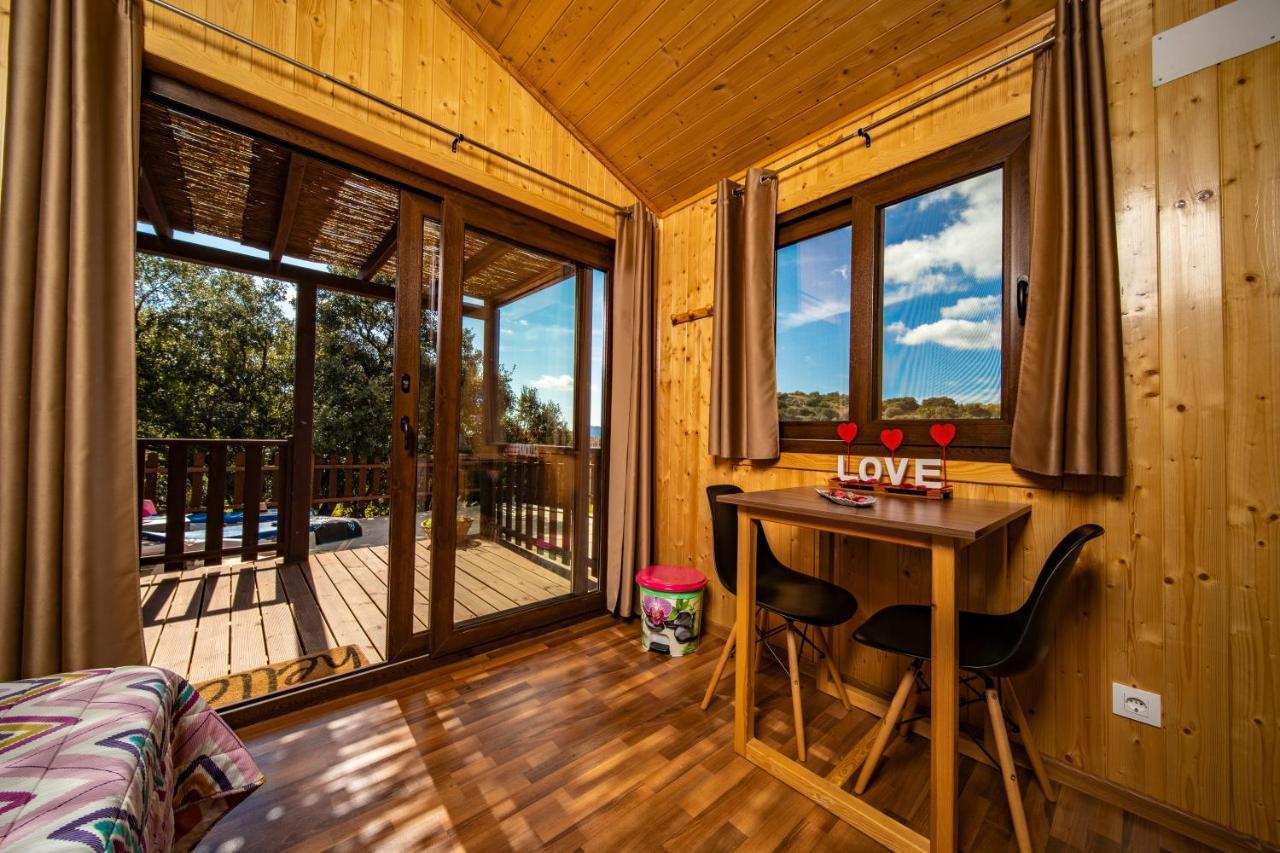 Camping Bungalow Serra De Prades Resort Vilanova de Prades Buitenkant foto