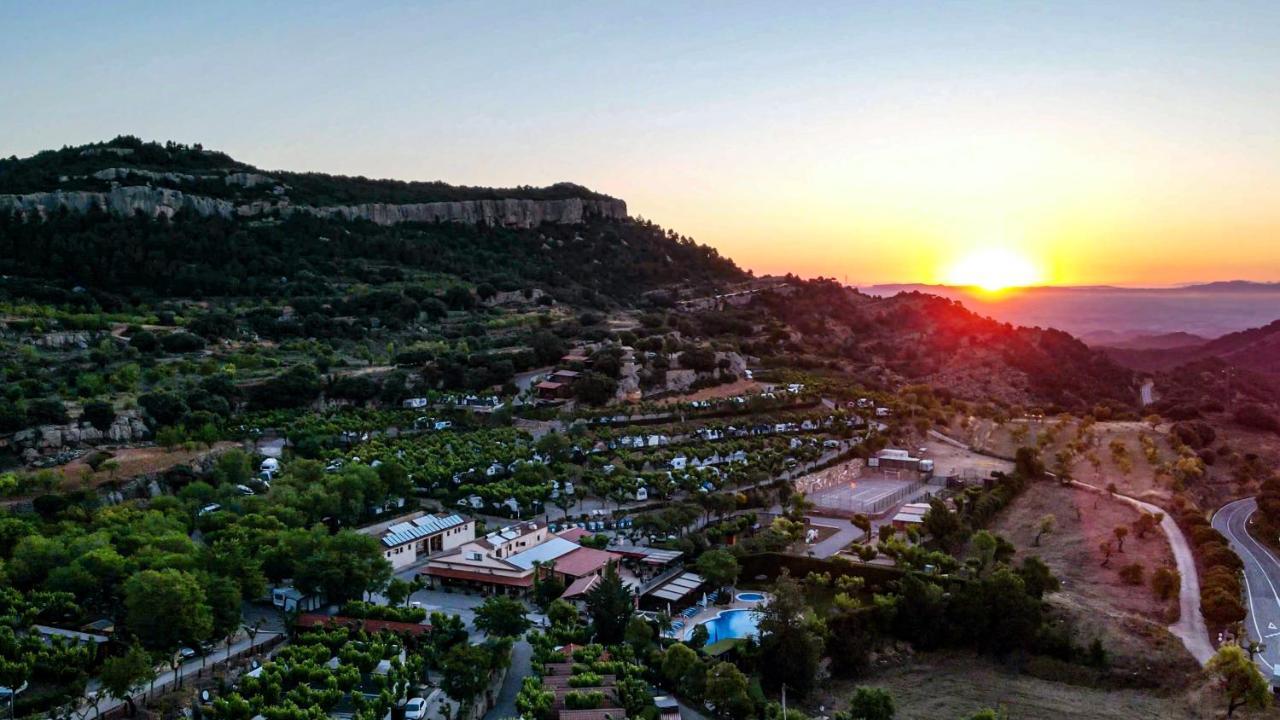 Camping Bungalow Serra De Prades Resort Vilanova de Prades Buitenkant foto