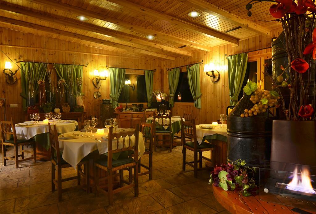 Camping Bungalow Serra De Prades Resort Vilanova de Prades Buitenkant foto