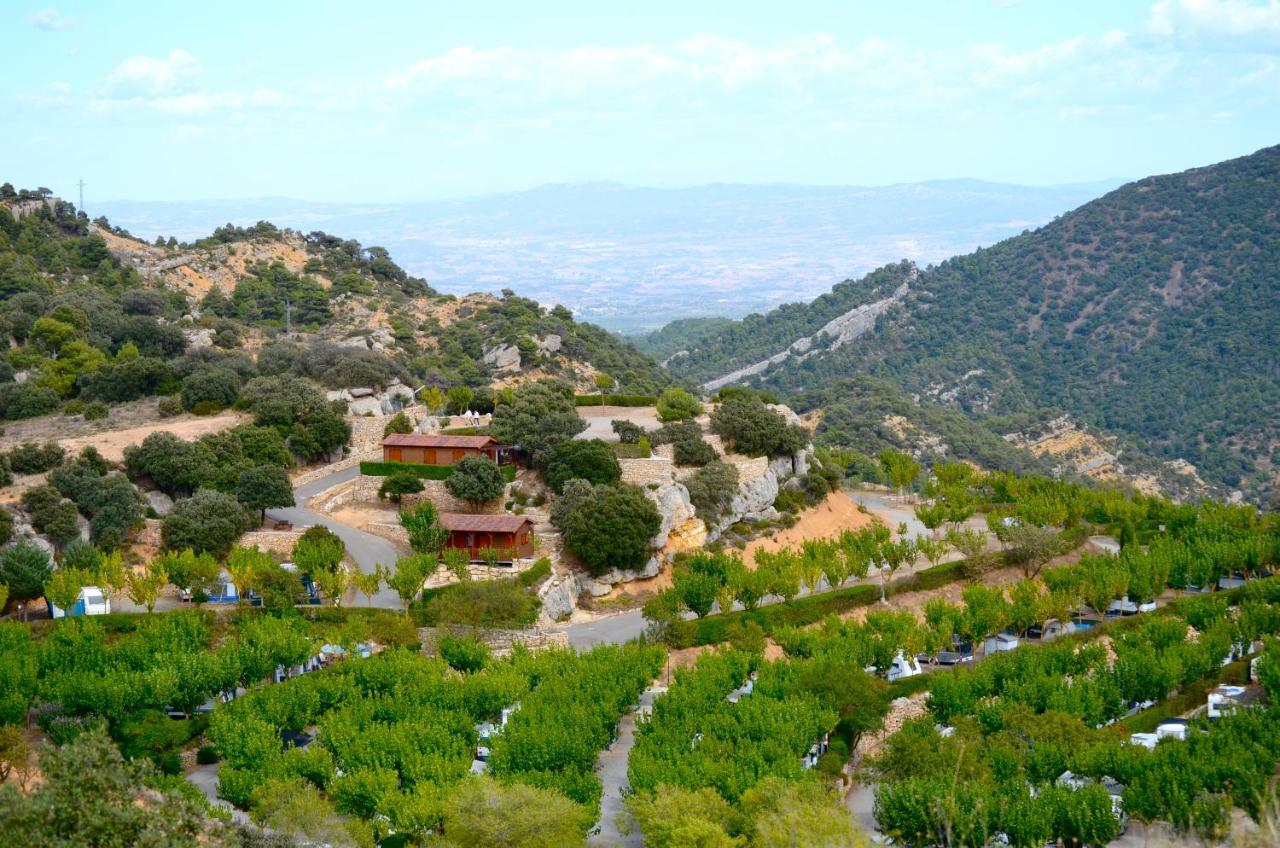 Camping Bungalow Serra De Prades Resort Vilanova de Prades Buitenkant foto